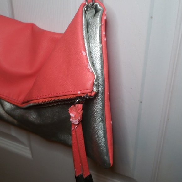 ***SOLD***Neon Pink Purse - Picture 4 of 7